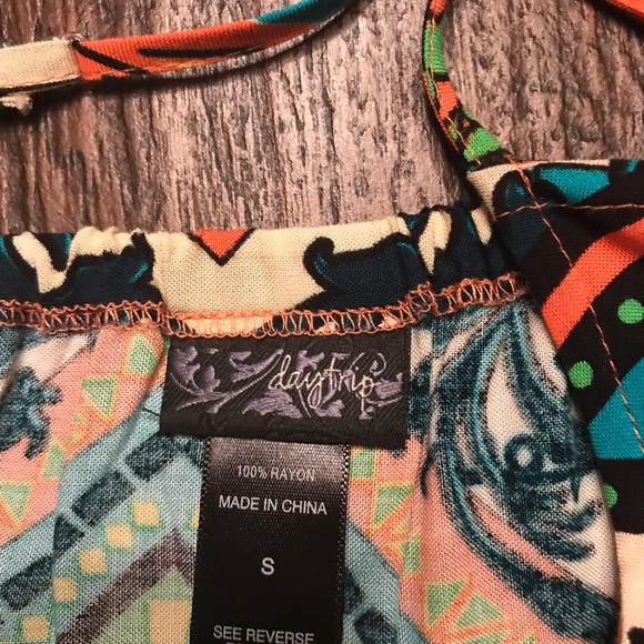 Fun in sun Tank Top - Picture 2 of 2